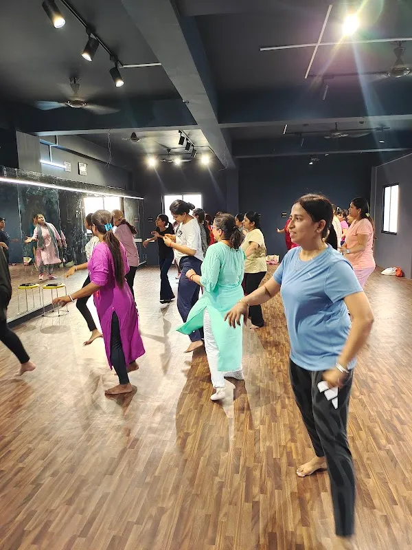 1M Dance Centre-Best Dance and Fitness Classes in Kankarbag Patna