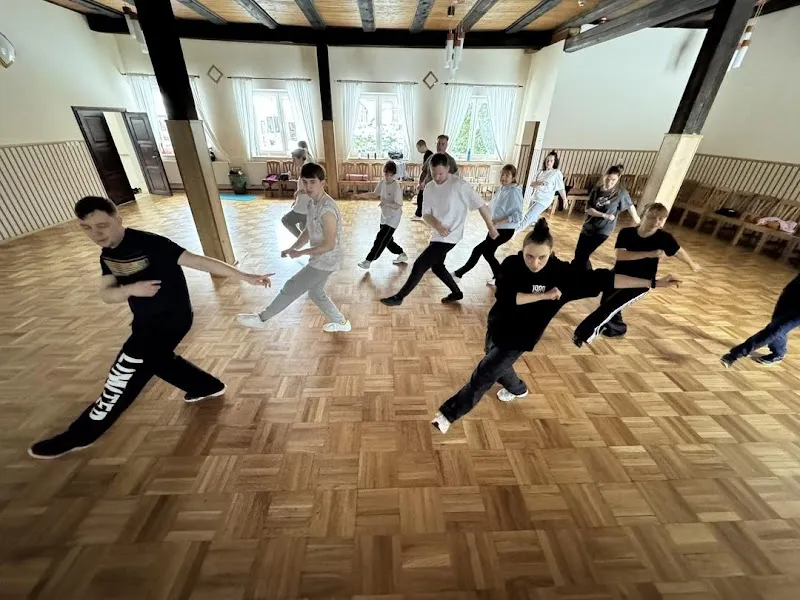 Street Dance Academy