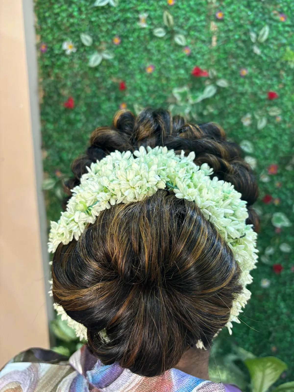 Lee Highlights Ladies Salon