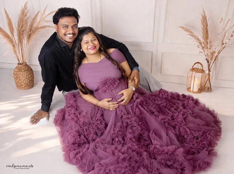 Poonam Studio & earlymoments photography