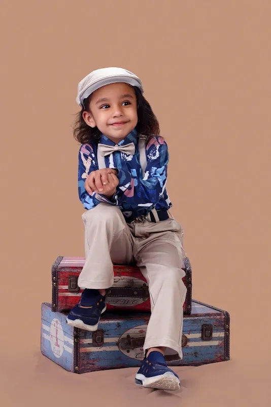 Poonam Studio & earlymoments photography