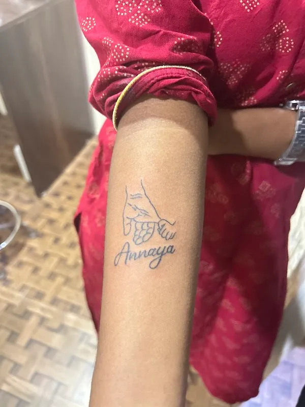 V DESIRE TATTOO STUDIO