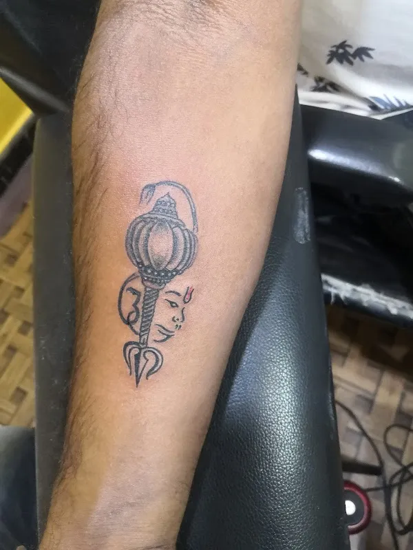 V DESIRE TATTOO STUDIO
