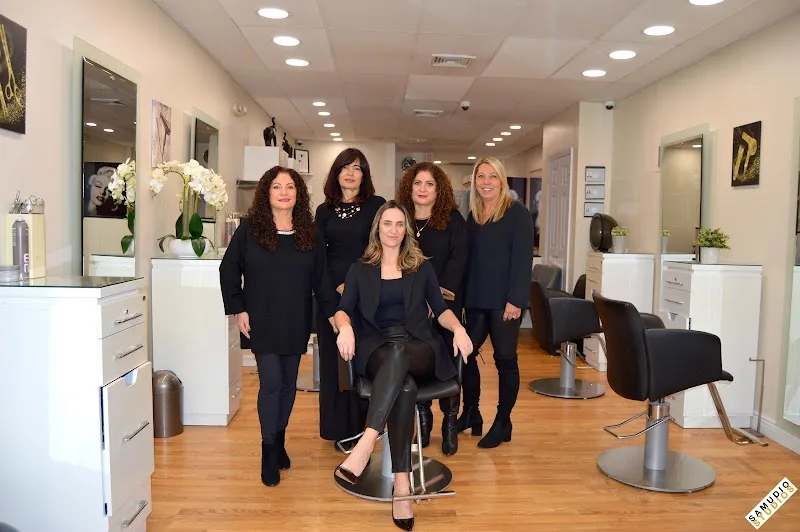 Sofi's Salon