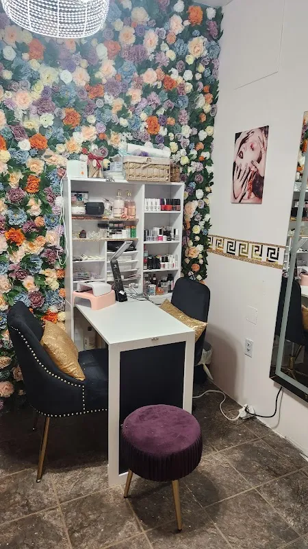 Primp & Tease Salon
