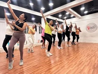 Back Beat Crew Dance classes-Professional Dance l Hip Hop Dance l Bollywood & Bhangra Dance Classes Malviya Nagar South Delhi