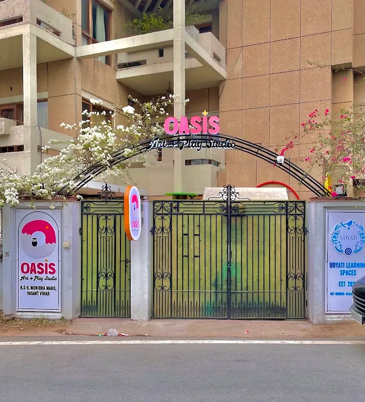 Oasis Art + Play Studio