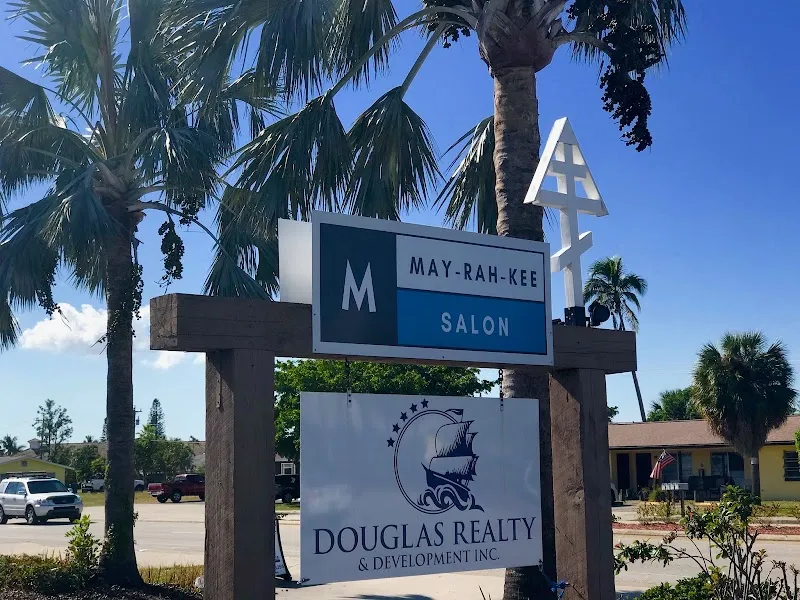 MAY-RAH-KEE Salon