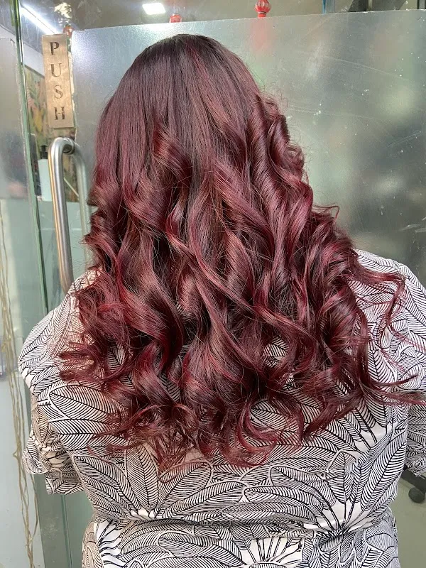 Ora salon