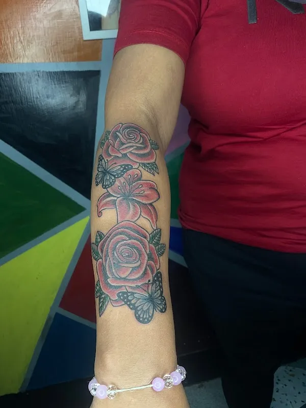 Burning needle tattoo studio