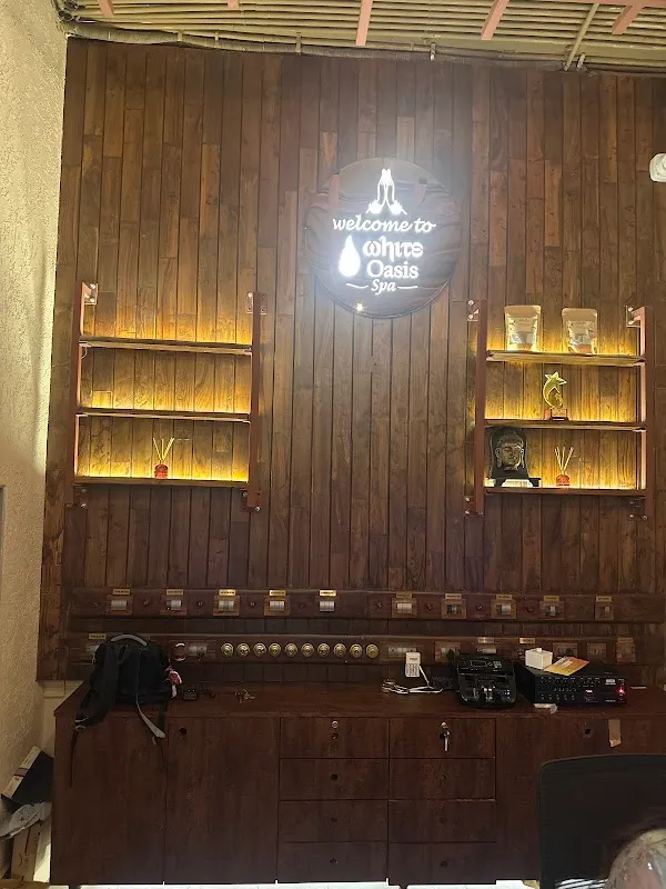 White Oasis Spa - Vashi Estd. 2009