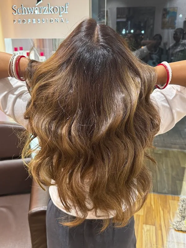 Kwairah Luxury Salon & Makeover Studio- Dahisar East