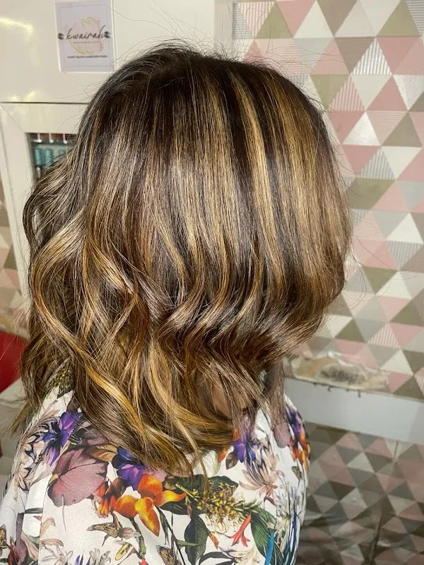 Kwairah Luxury Salon & Makeover Studio- Dahisar East