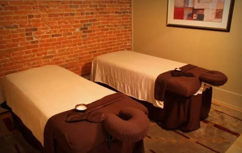 Glamour Spa Kolkata