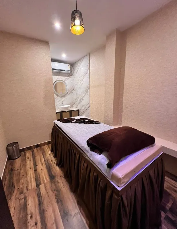 Glamour Spa Kolkata
