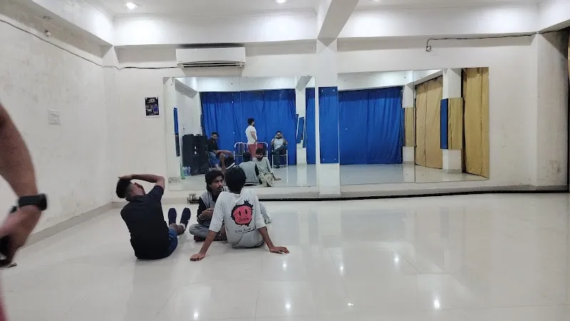 ABHi DANCE CLASSES ACADEMY LUCKNOW