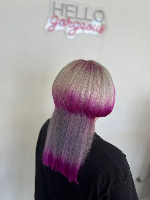 Knockout, a hair studio