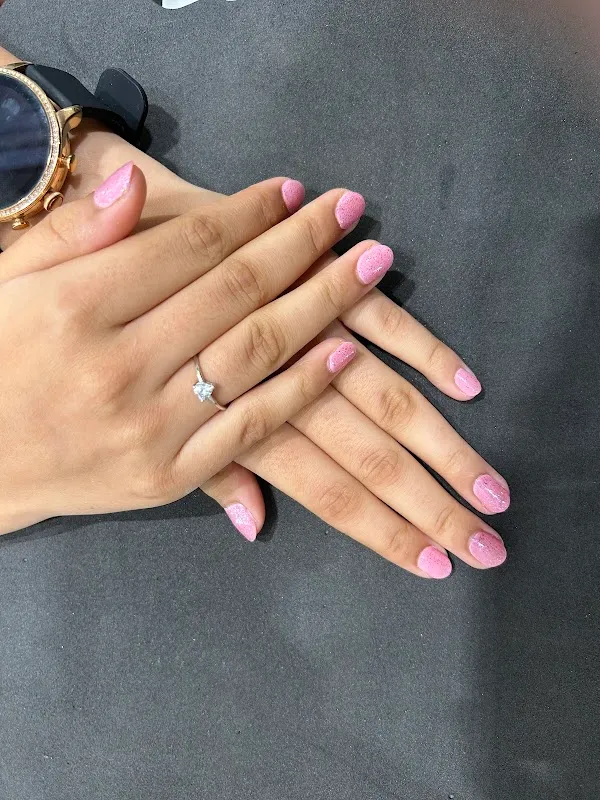 Lakme Salon For Him and Her in Galleria,Powai,Mumbai