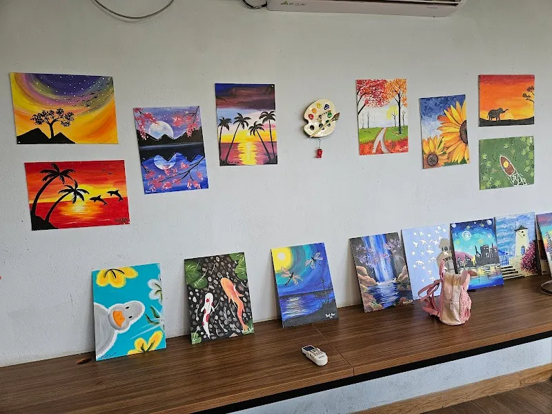 Paint Bar