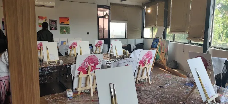 Paint Bar