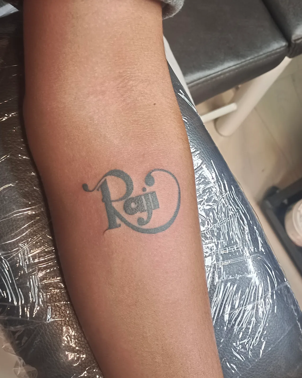 THE DARK TATTOO