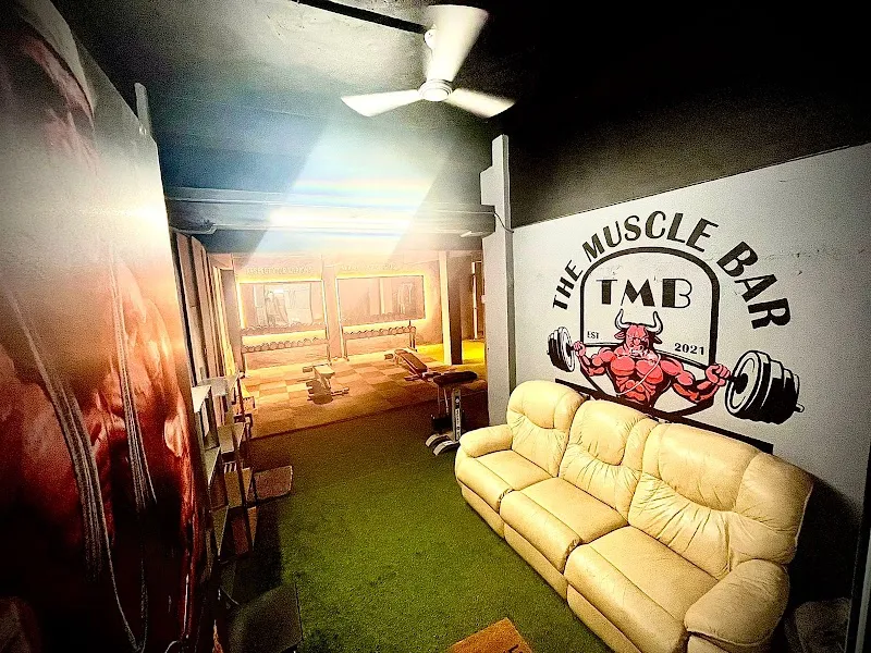 The muscle bar fitness studio