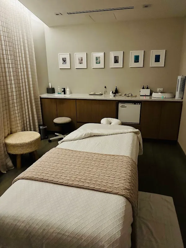 EVARA Beach Spa