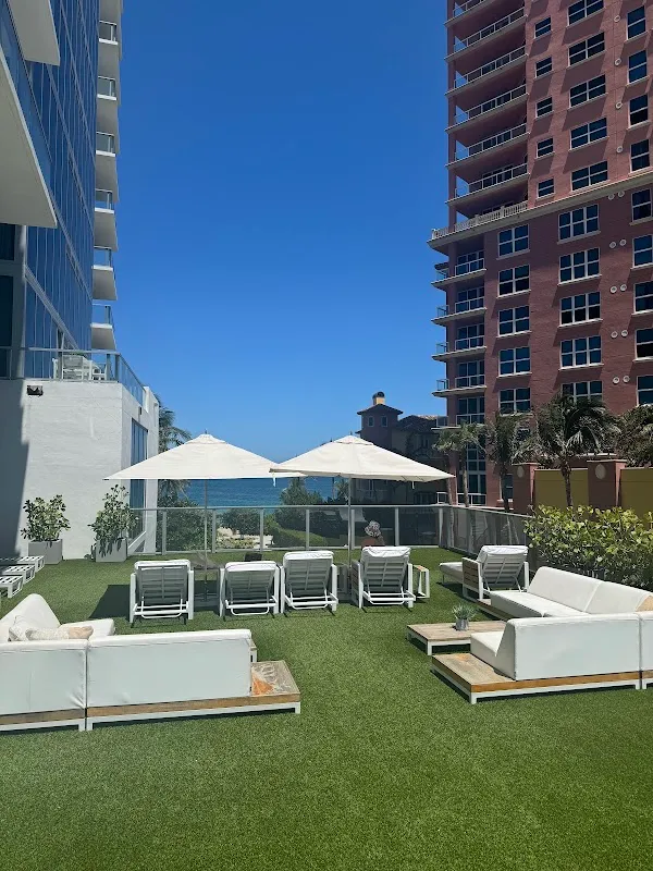 EVARA Beach Spa