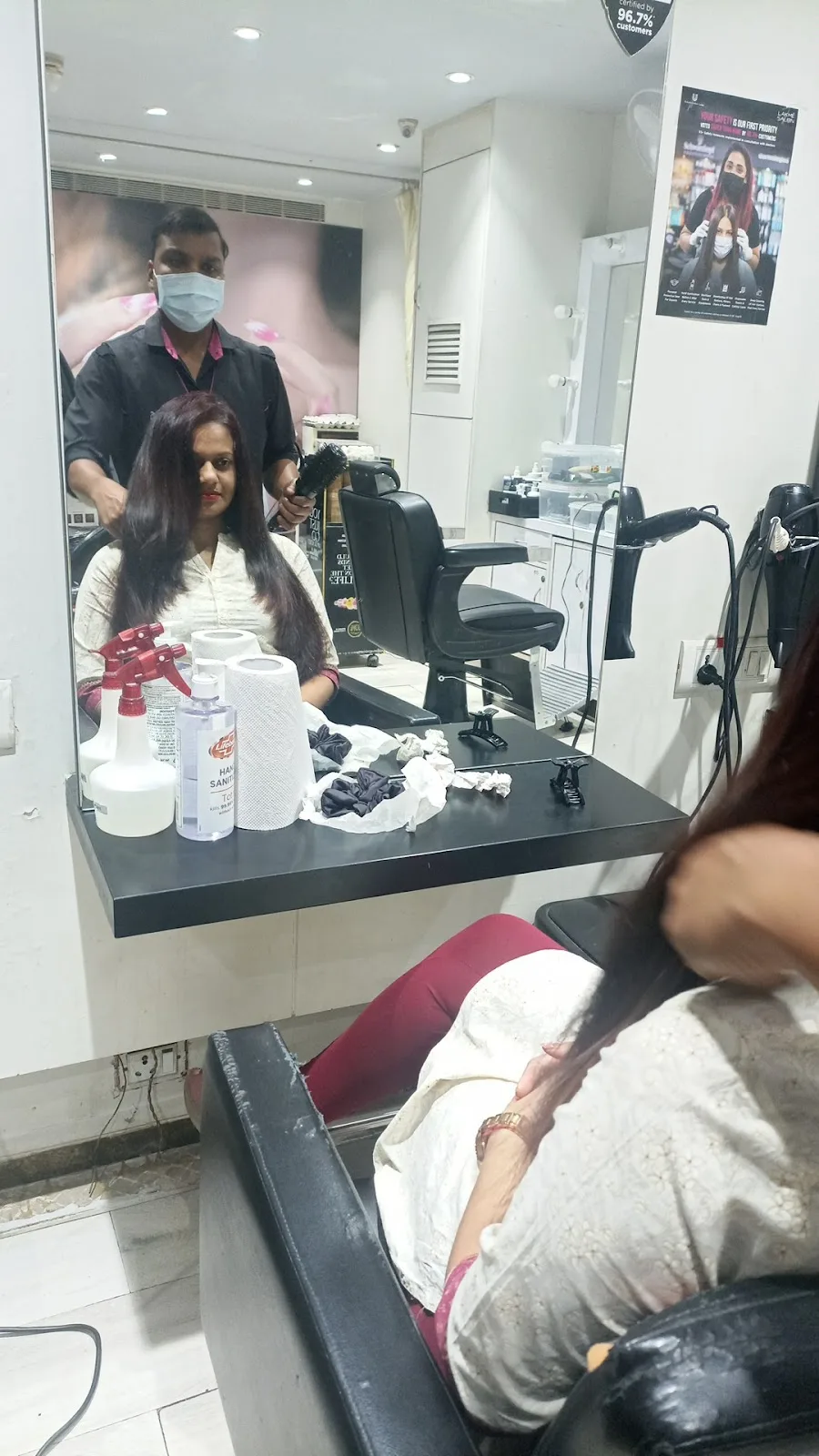 Lakme Salon For Him and Her in Auckland Road,Kolkata