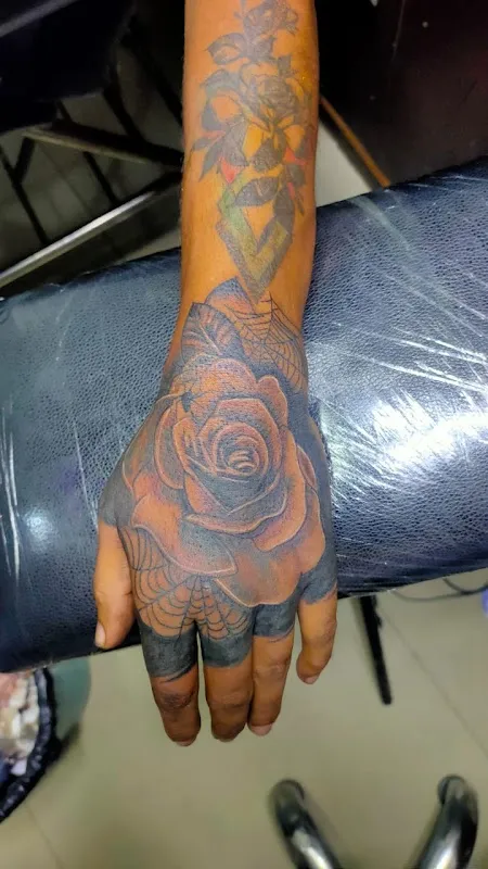 skin canvas tattoo studio