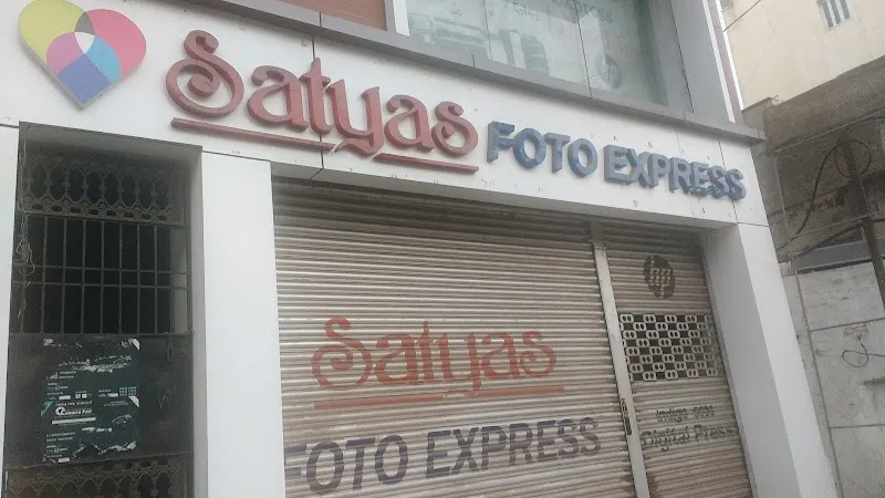 Satyas Foto Express & Studio