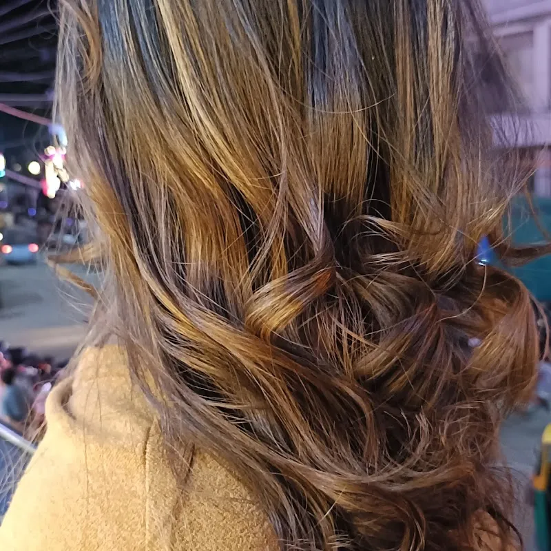 Beauty Trendz Unisex & Family Salon