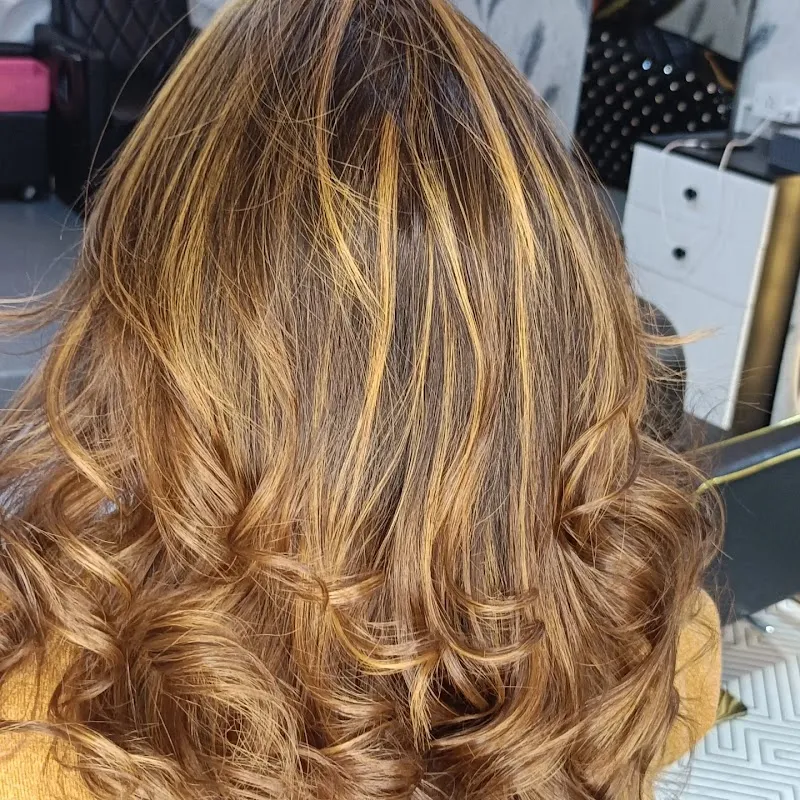 Beauty Trendz Unisex & Family Salon