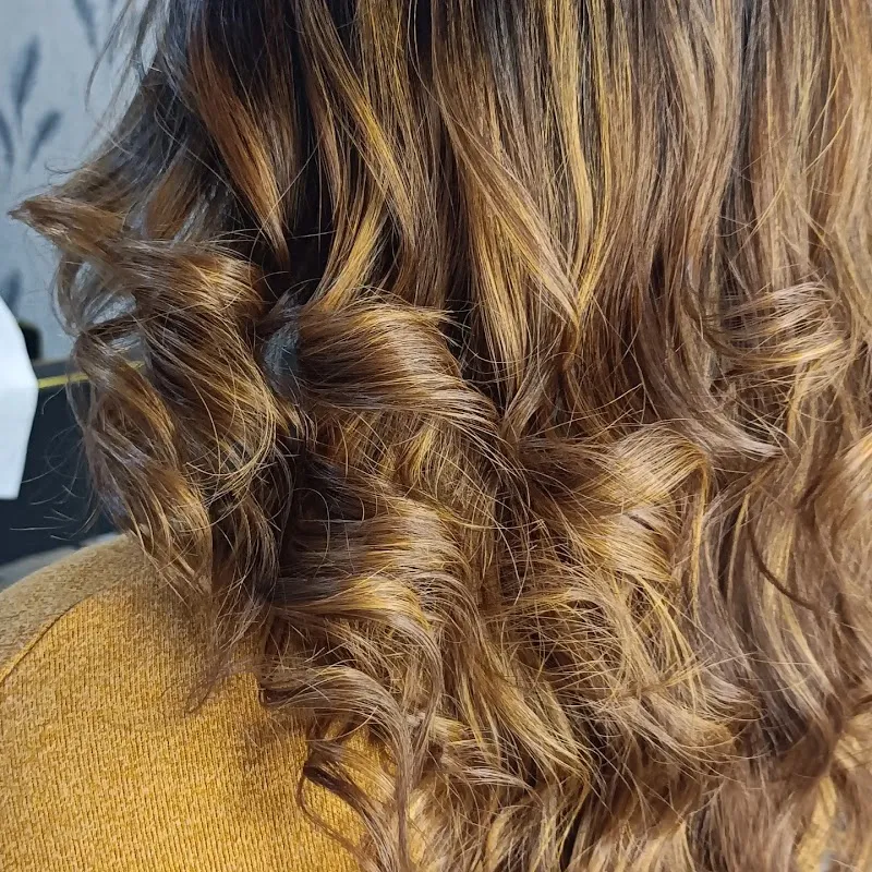 Beauty Trendz Unisex & Family Salon