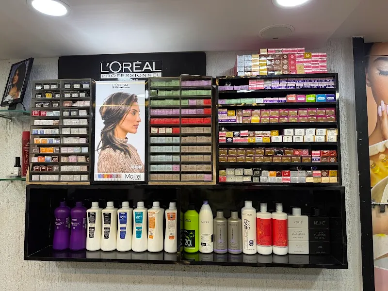 Strandz Salon And More Thane
