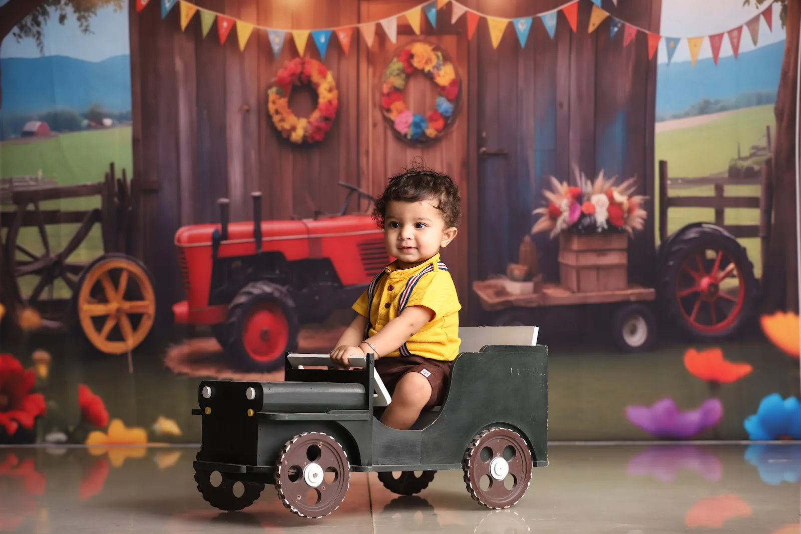 Jiya Children Studio. Baby Photo Shoot. Maternity Photo shoot.