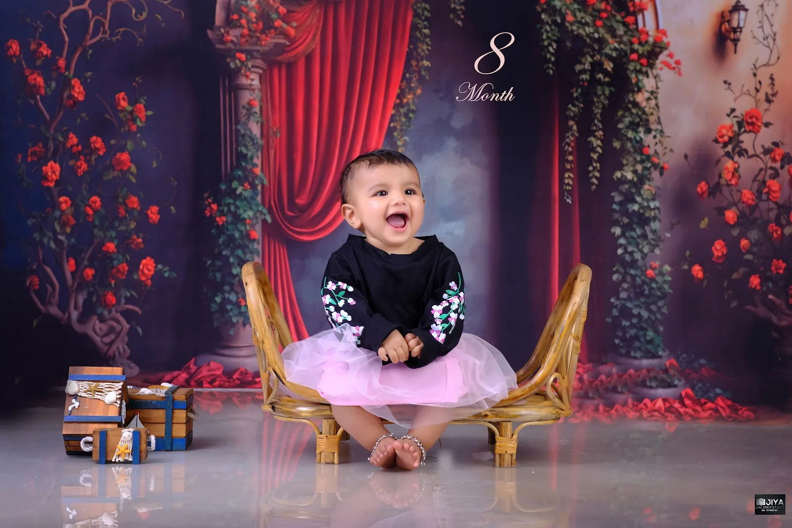 Jiya Children Studio. Baby Photo Shoot. Maternity Photo shoot.