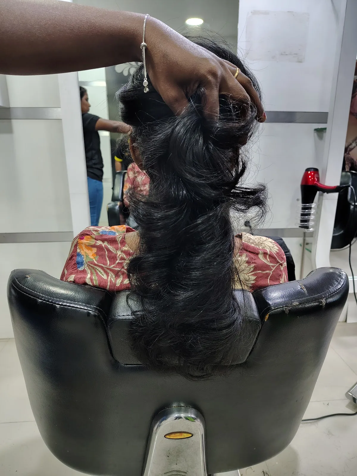Merlyn Family Salon