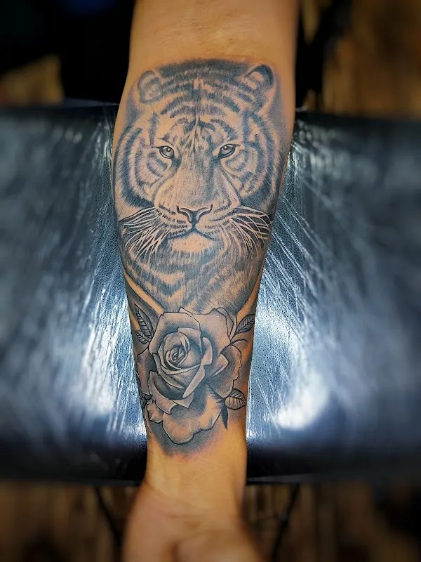 Shaila Tattoos & Piercing Studio