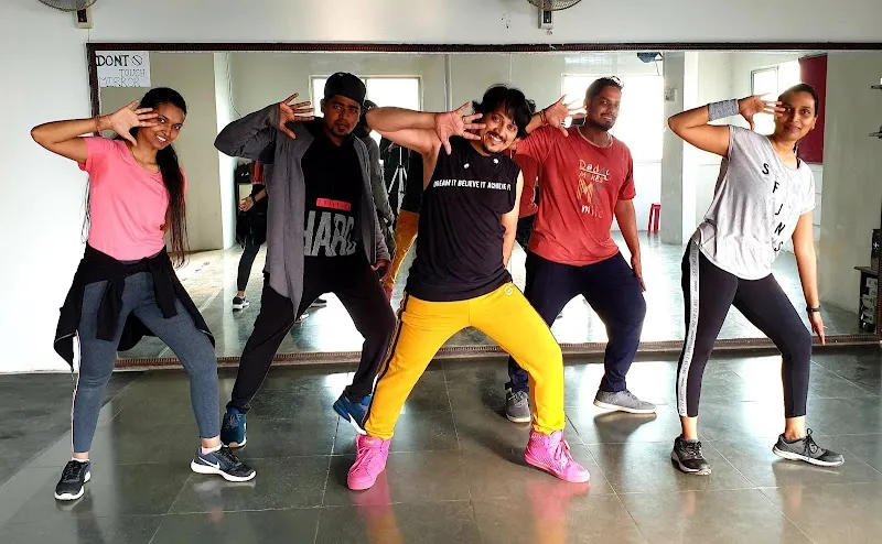 Waves Dance Academy & Zumba Fitness