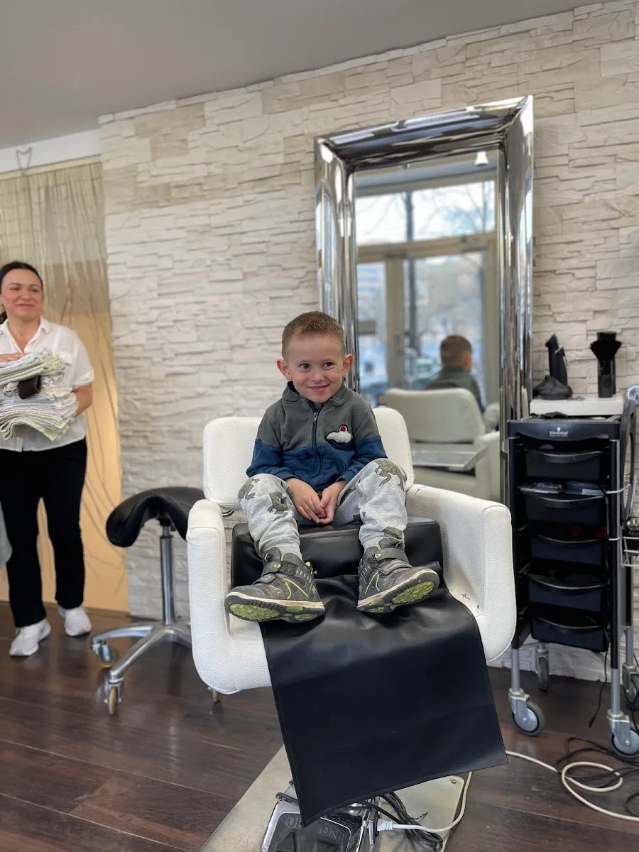 Hair Solna