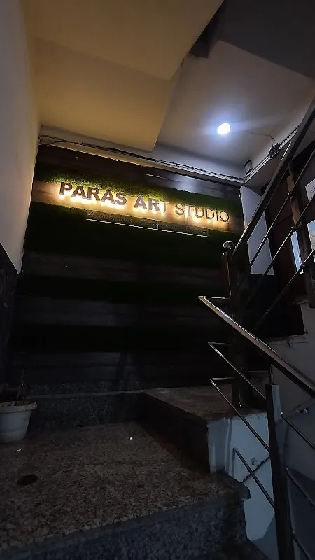 Paras Art Studio