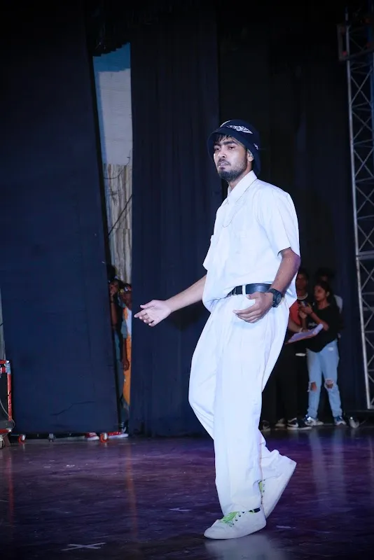Groove o'universe Dance studio & wedding Choreography ( GODS DANCE ACADEMY
