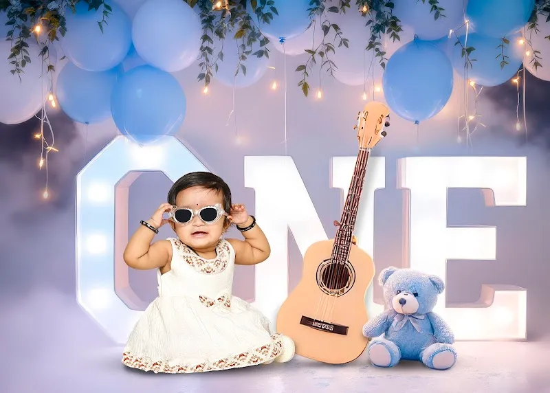 smile please Photo Studio