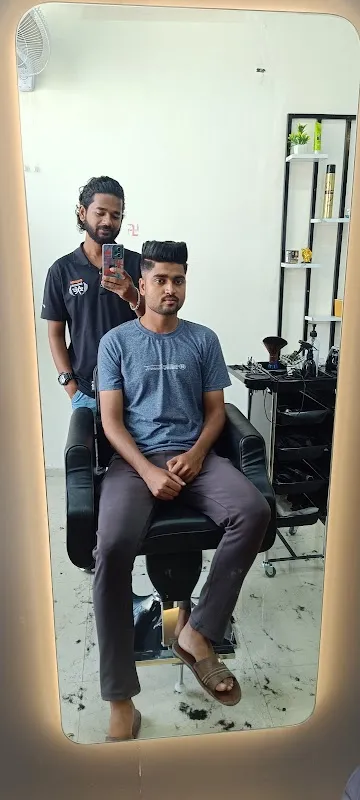 RJ'S FAMILY SALON