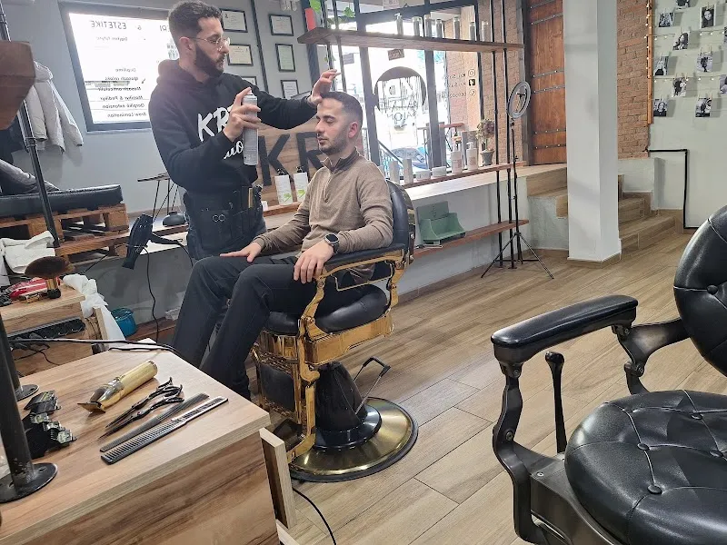 Kri Salon