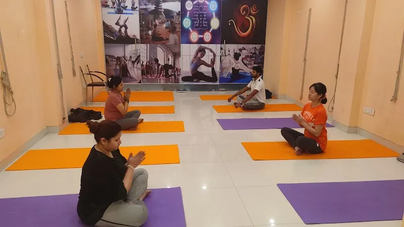The fitness yoga Classes yoga center