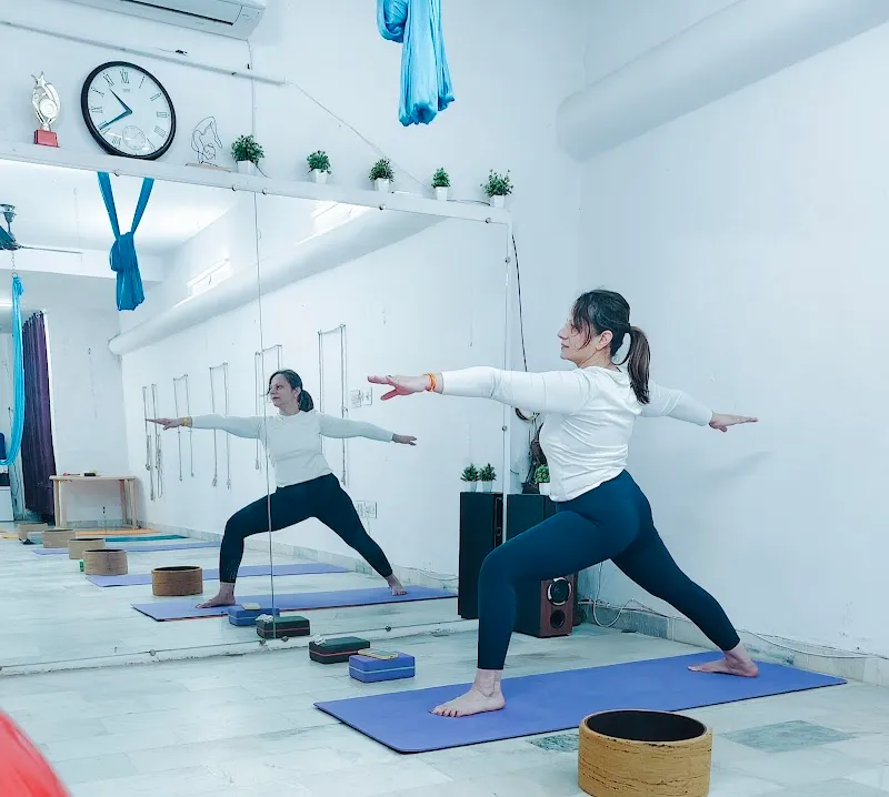 The fitness yoga Classes yoga center