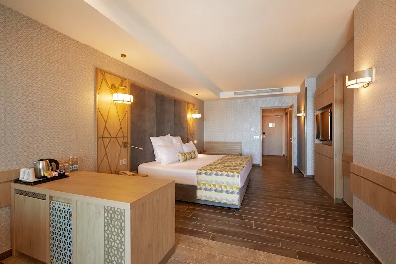 Secrets Sunny Beach Resort & Spa