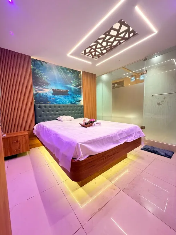 PAGE LUXURY SPA